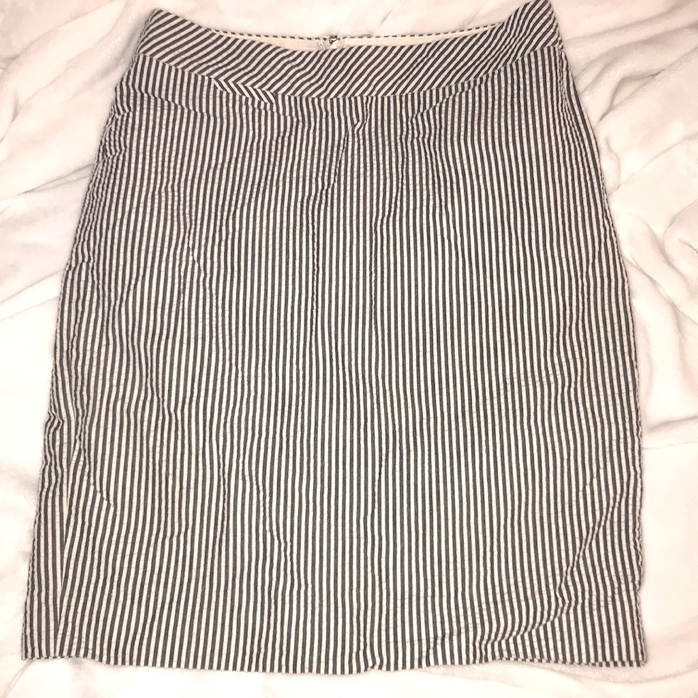 striped skirt